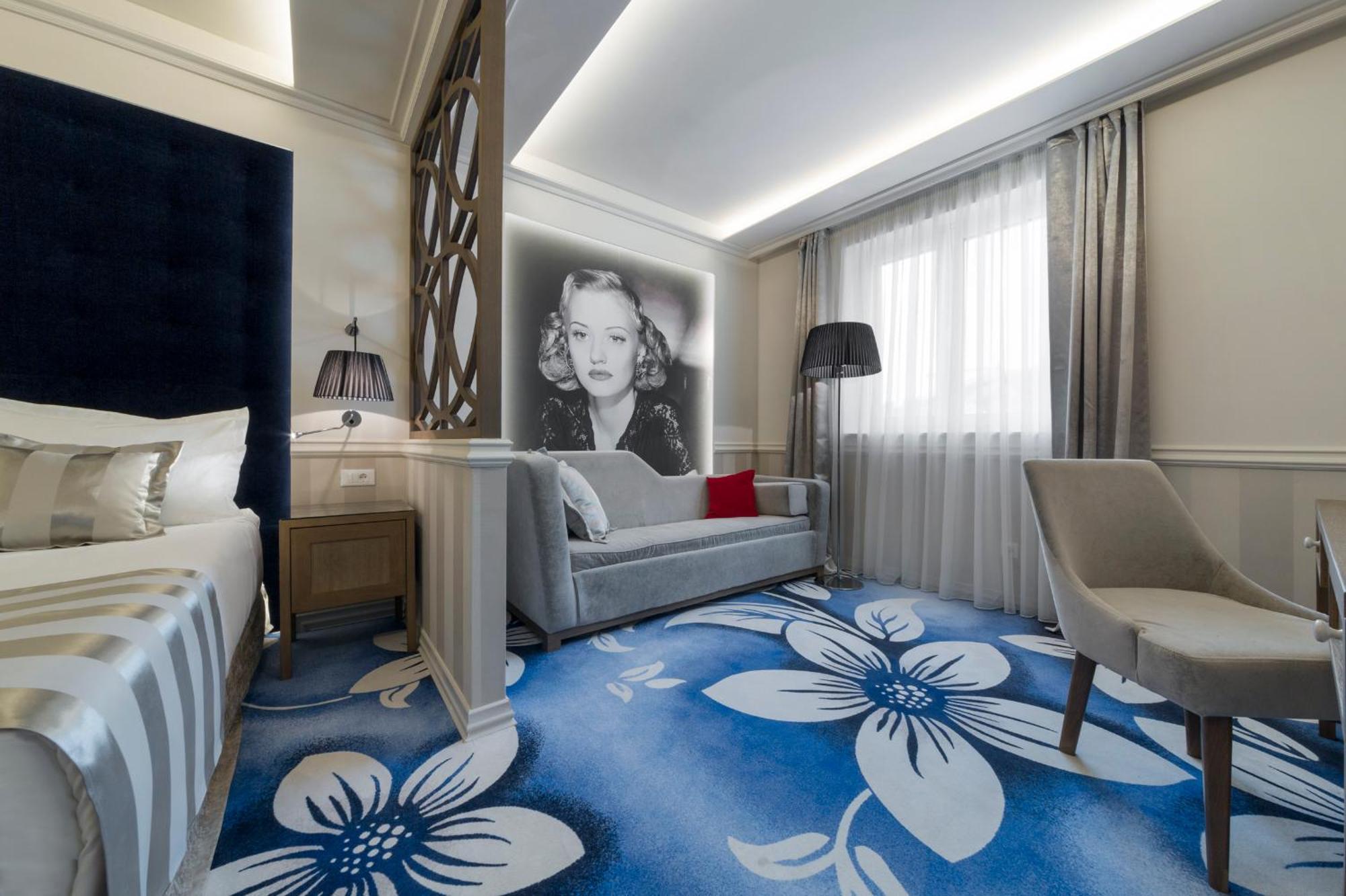 Grand Hotel Slavia - Adults Only บาชกาโวดา ภายนอก รูปภาพ