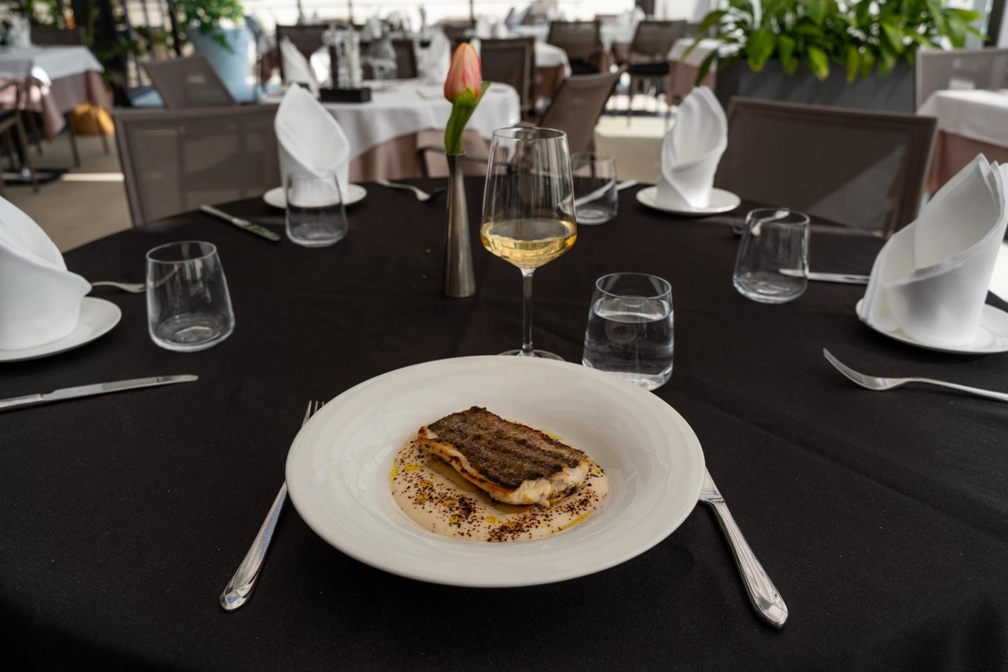 Grand Hotel Slavia - Adults Only บาชกาโวดา ภายนอก รูปภาพ