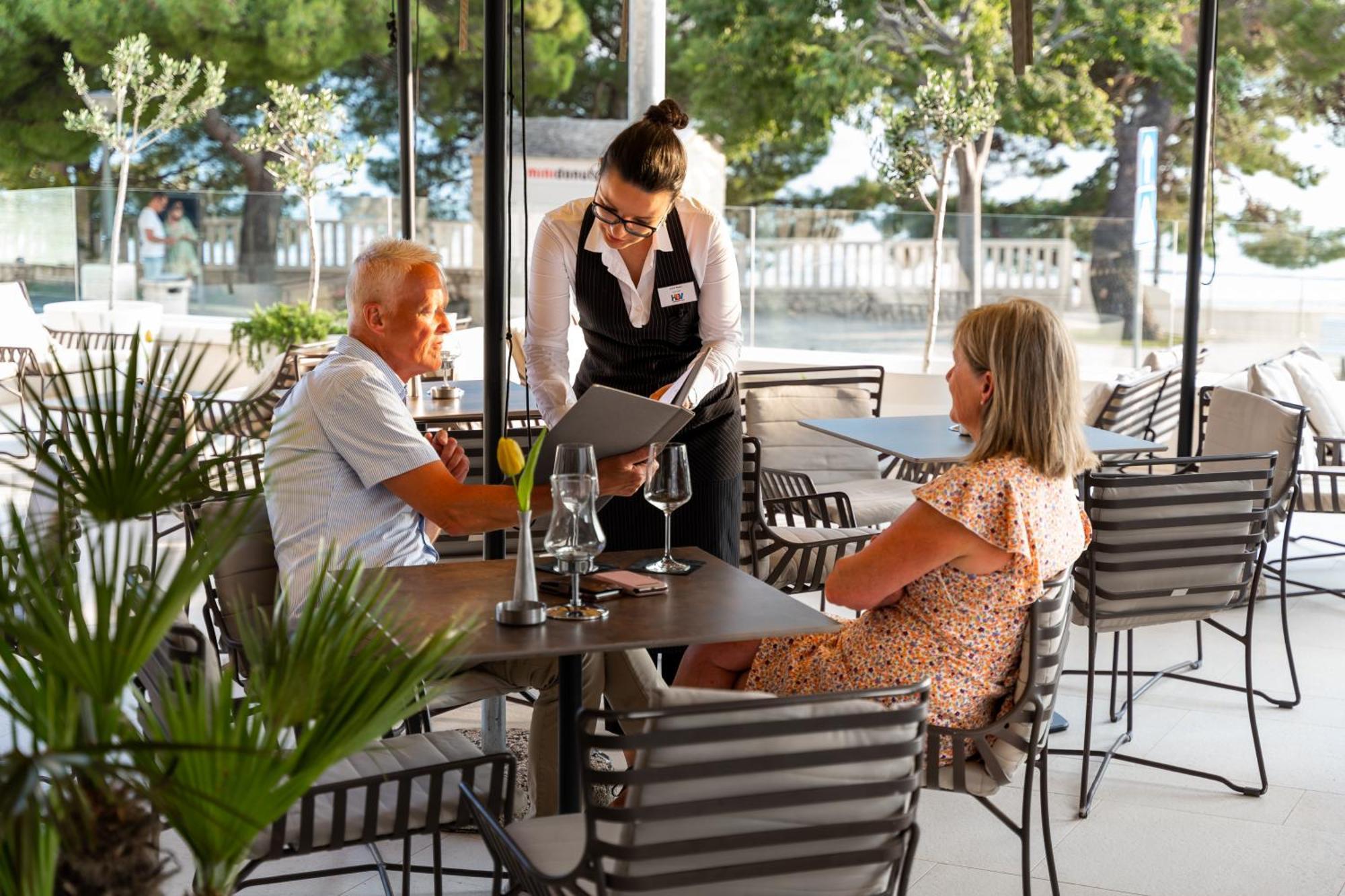 Grand Hotel Slavia - Adults Only บาชกาโวดา ภายนอก รูปภาพ