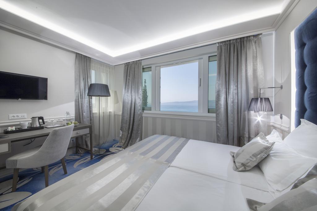 Grand Hotel Slavia - Adults Only บาชกาโวดา ภายนอก รูปภาพ