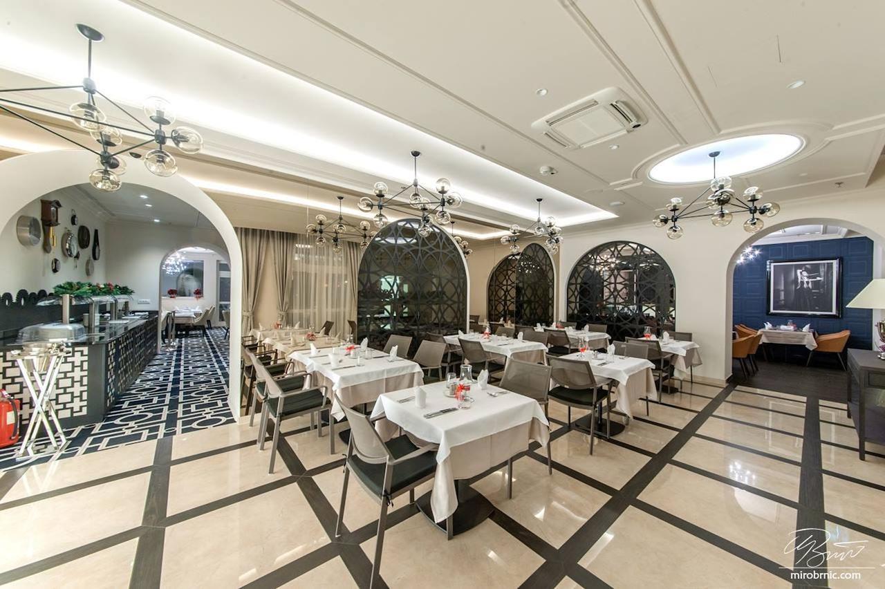 Grand Hotel Slavia - Adults Only บาชกาโวดา ภายนอก รูปภาพ