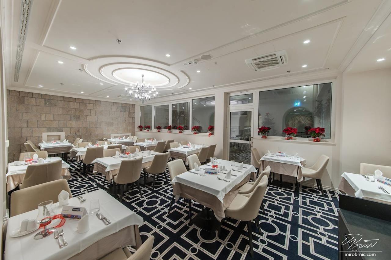 Grand Hotel Slavia - Adults Only บาชกาโวดา ภายนอก รูปภาพ